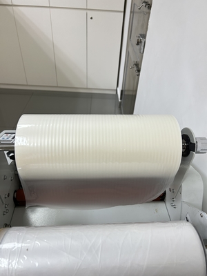 Good price طلاء إطلاق BOPP الواضح القابل لإعادة التدوير مع نسبة ضئيلة من الضباب (≤1٪) ومحتوى معاد تدويره بنسبة 92٪ ، مثالية للتعبئة الفاخرة. الانترنت